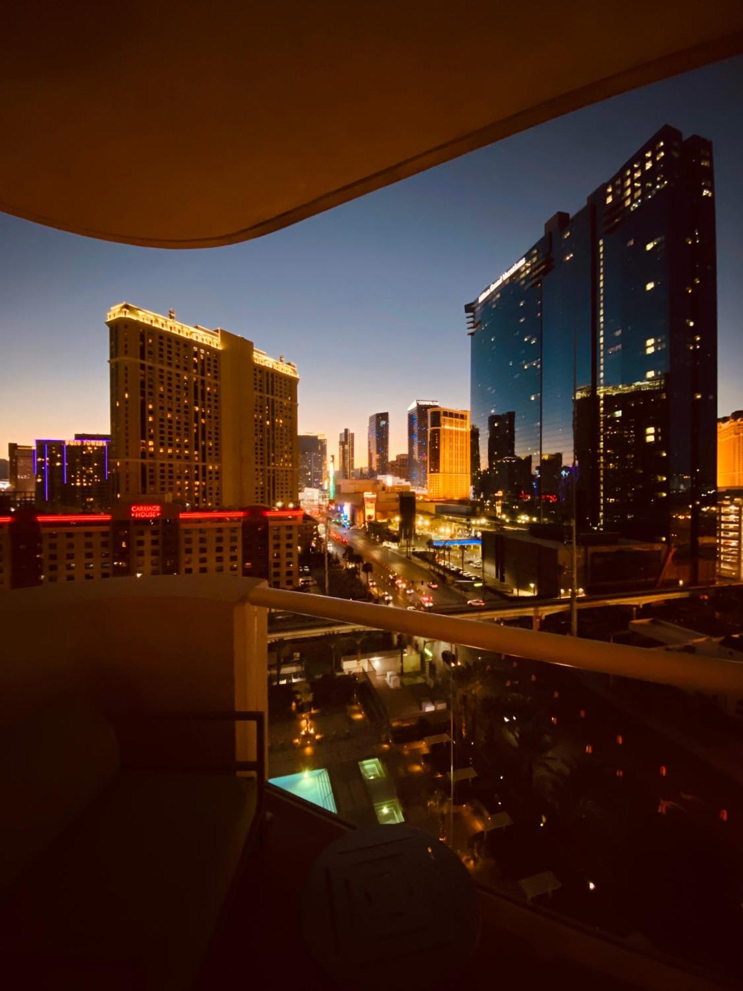 Strip & Sphere View! Privately Owned Condo Hotel-The Signature At Mgm Las Vegas Exterior photo